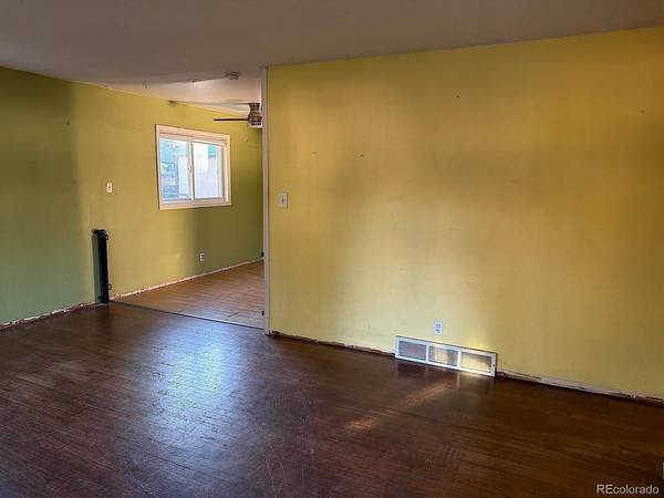 1355 Racine, Aurora, CO 80011