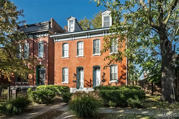 2243 Jules ST, St Louis, MO 63104