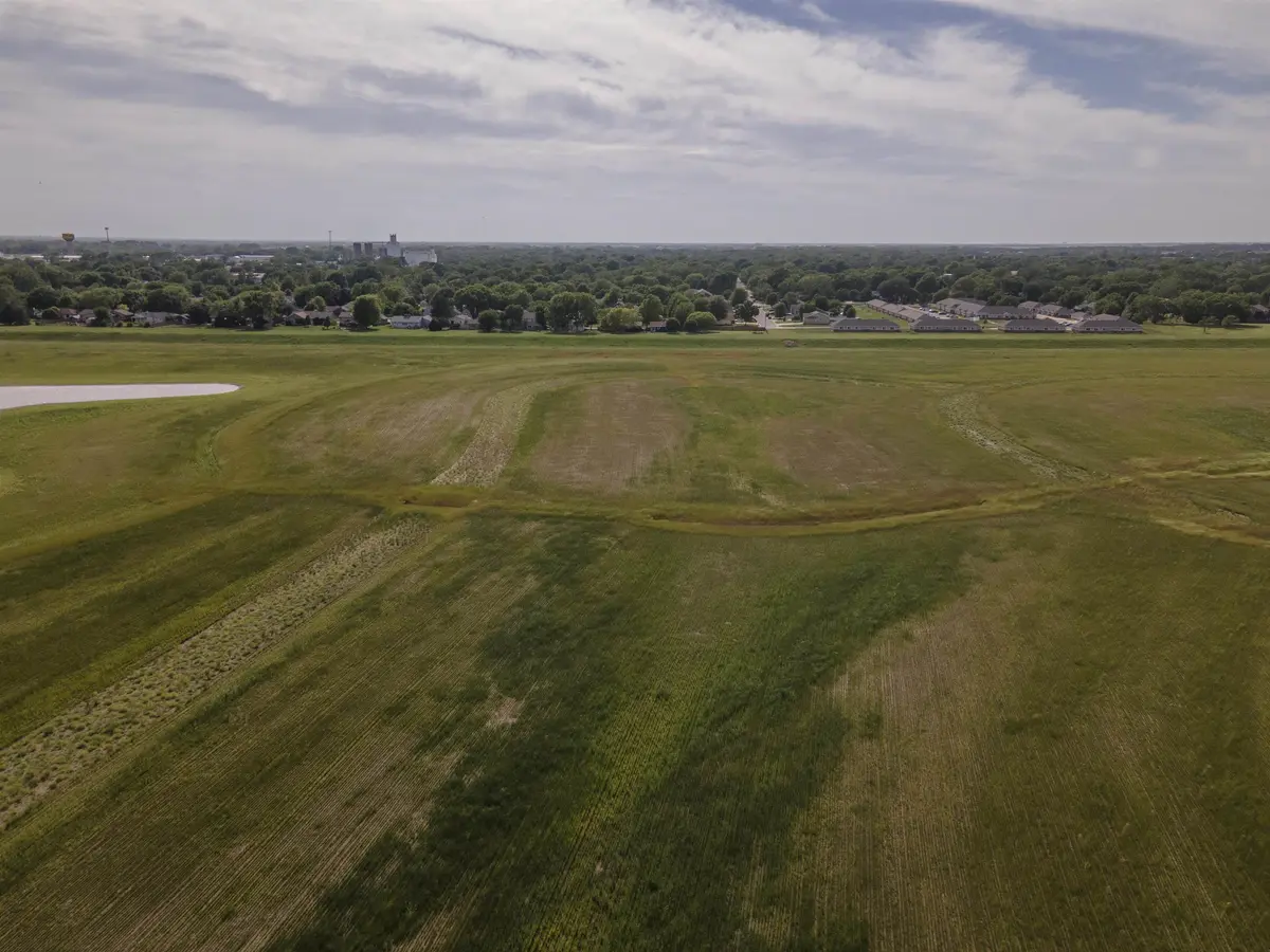 Lot 13 Block C E Amber Ridge, Valley Center, KS 67147