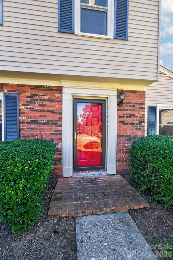 2705 N Center ST #56, Hickory, NC 28601