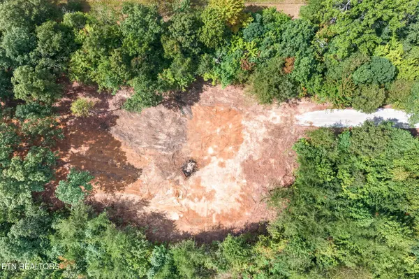205 High Flats Rd, Monterey, TN 38574