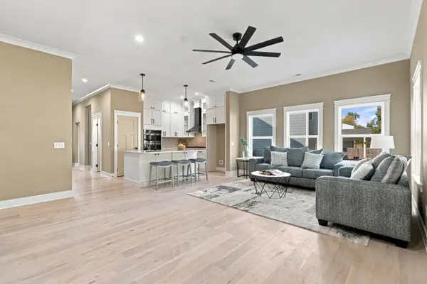 8388 Snowdrop Way, Ooltewah, TN 37363