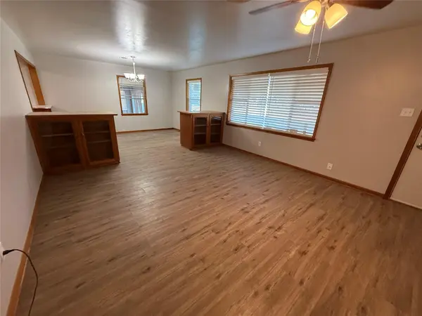 700 South Avenue J, Marble Falls, TX 78654