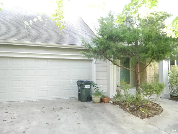 405 Nancy CT, Lawrence, KS 66049