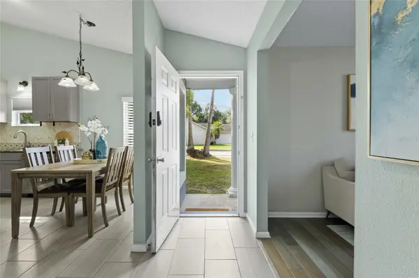 100 KELLY CIR, Sanford, FL 32773