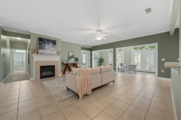 305 Rio Grande LOOP, Georgetown, TX 78633