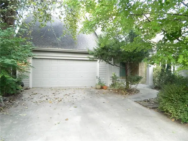 405 Nancy CT, Lawrence, KS 66049