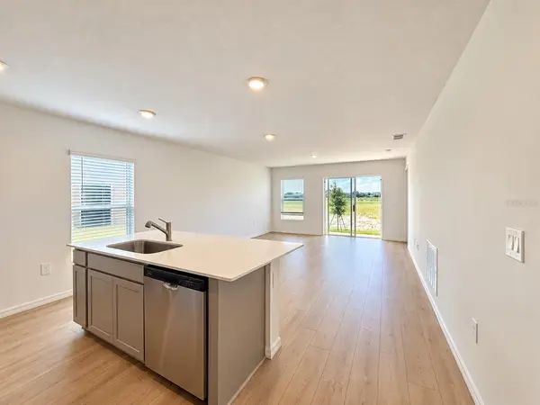 1146 AMBER WAVES CT, Lake Wales, FL 33859