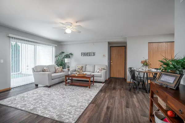 4600 Grand AVE #C1, Davenport, IA 52807