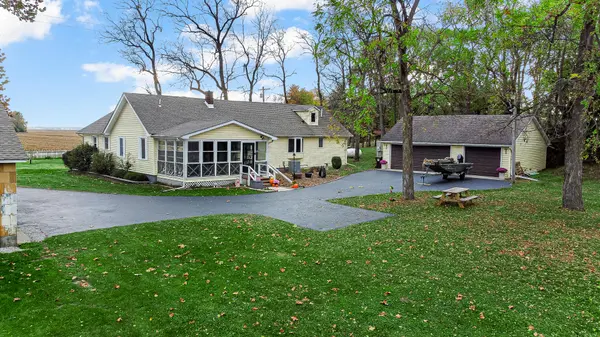 4190 W 1450, Wheatfield, IN 46392