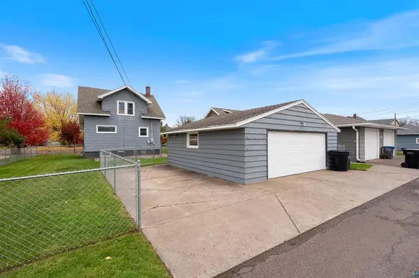 906 E 5th ST, Superior, WI 54880