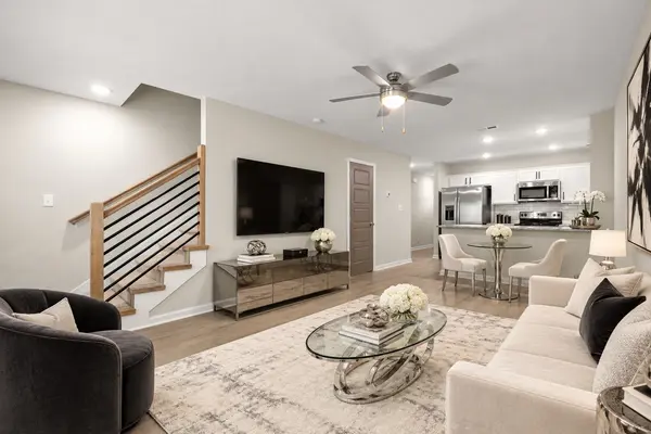 305 Longshadow Trl #E, Clarksville, TN 37043