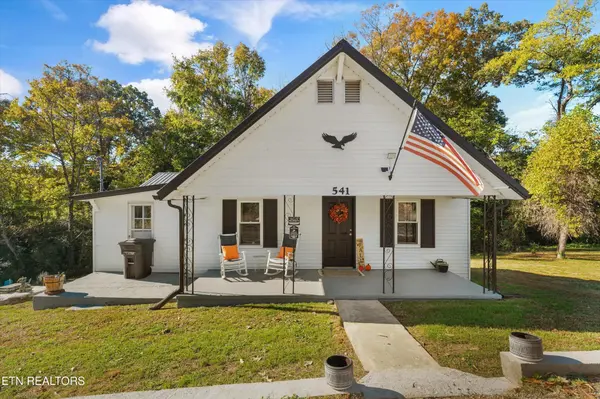 541 W Highway 25 70, Dandridge, TN 37725