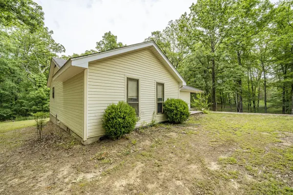 259 OAKVIEW DR, Adamsville, TN 38310