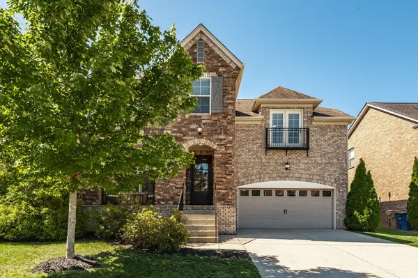 414 Fall Creek Cir, Goodlettsville, TN 37072