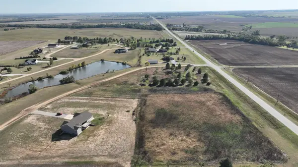 1175 N Thaddeus, Conway Springs, KS 67031