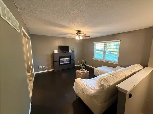 10506 N Baltimore AVE, Kansas City, MO 64155