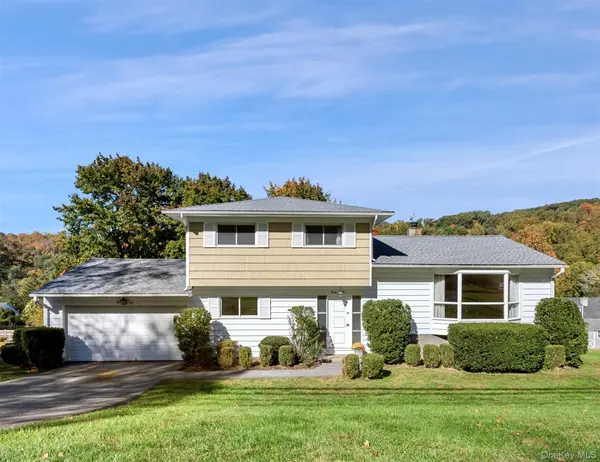 32 Hillview DR, Pleasantville, NY 10570