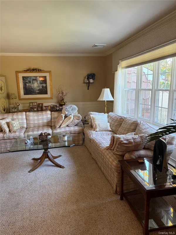 1769 East DR, Merrick, NY 11566