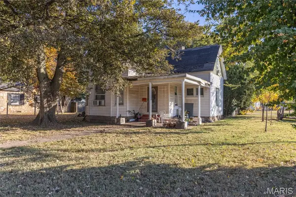 304 Sikes AVE, Sikeston, MO 63801