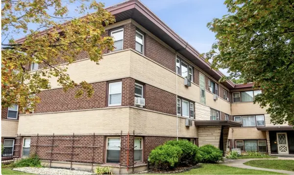 30 W Conti Pkwy #2S, Elmwood Park, IL 60707
