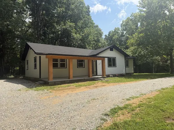 161 Arkansas Rd, Hohenwald, TN 38462