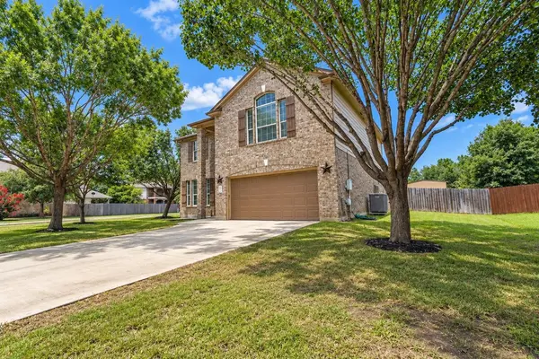 201 Middle CRK, Buda, TX 78610