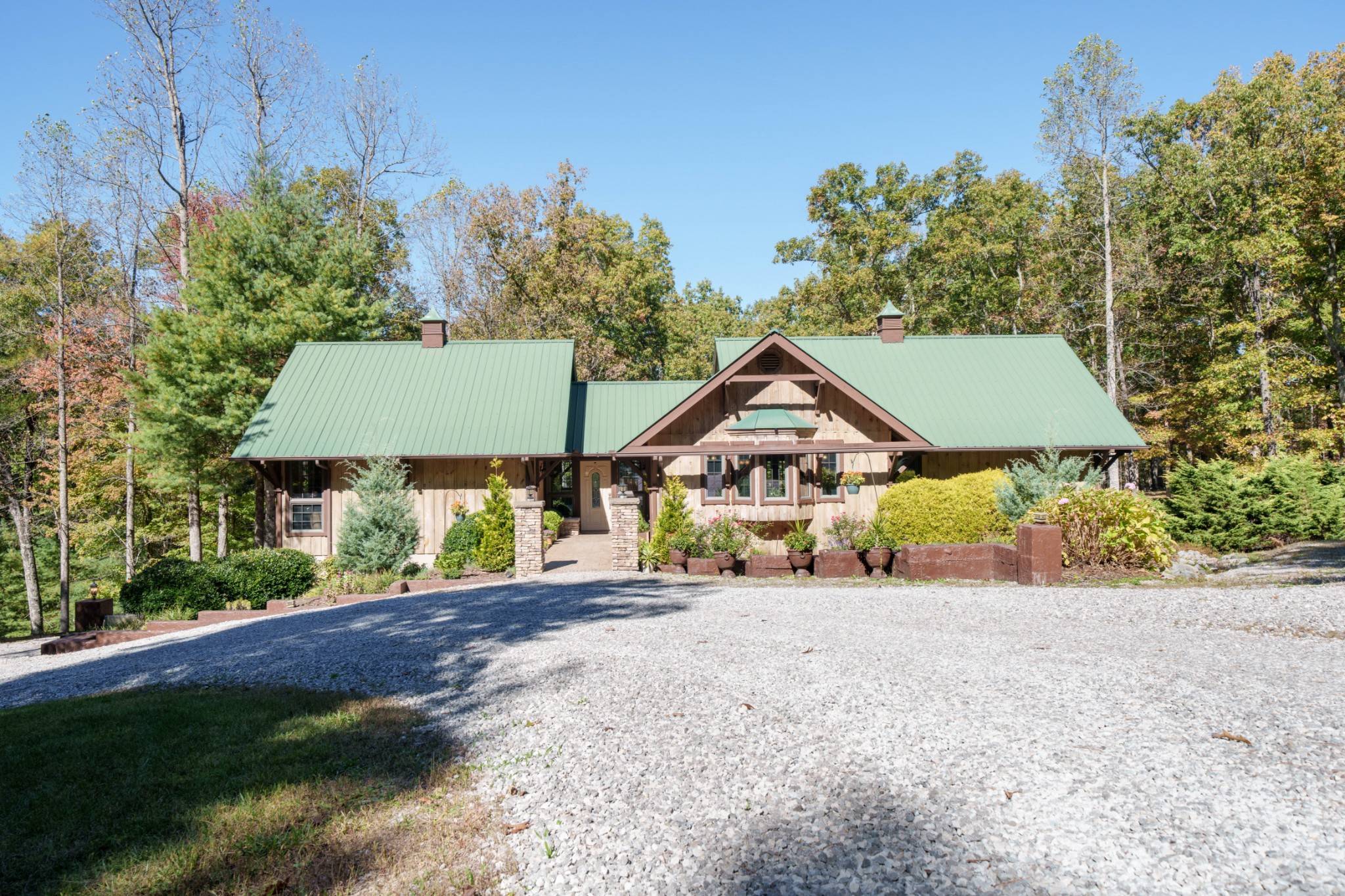 1151 Rockhouse Pass, Jamestown, TN 38556