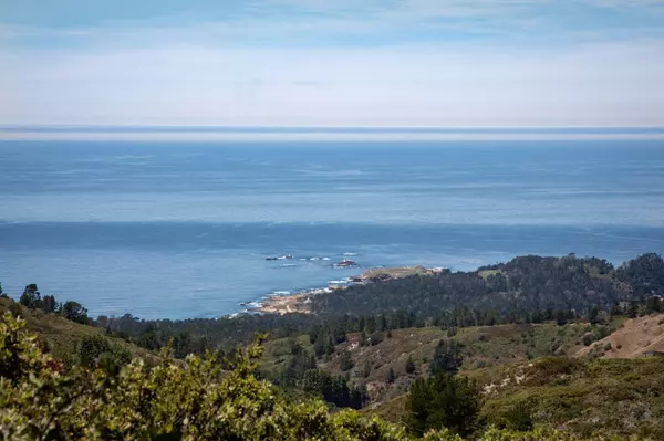 3400 Red Wolf DR, Carmel, CA 93923