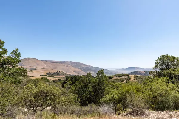 Greenfield, CA 93927,45841 Carmel Valley RD