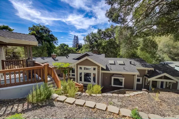 60 La Espiral, Orinda, CA 94563