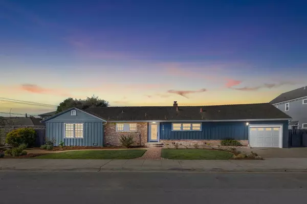 708 Johnston ST, Half Moon Bay, CA 94019