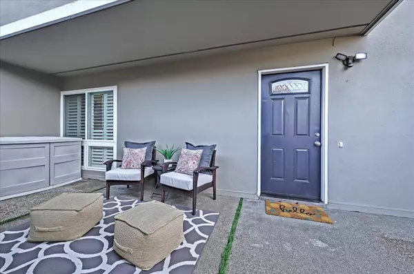 South San Francisco, CA 94080,2619 Farnee CT