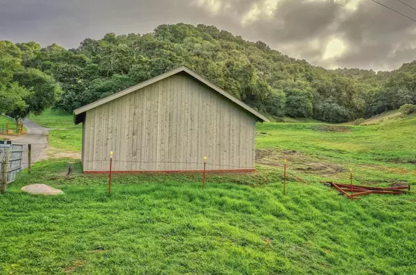 Salinas, CA 93908,384 Corral De Tierra