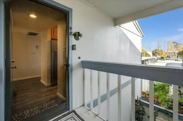 Capitola, CA 95010,1925 46th AVE 48