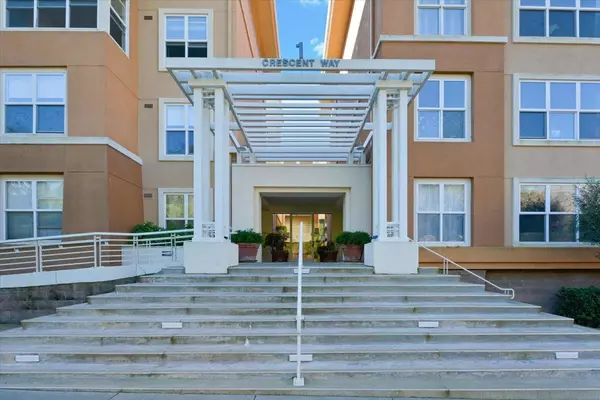 San Francisco, CA 94134,1 Crescent WAY 1414