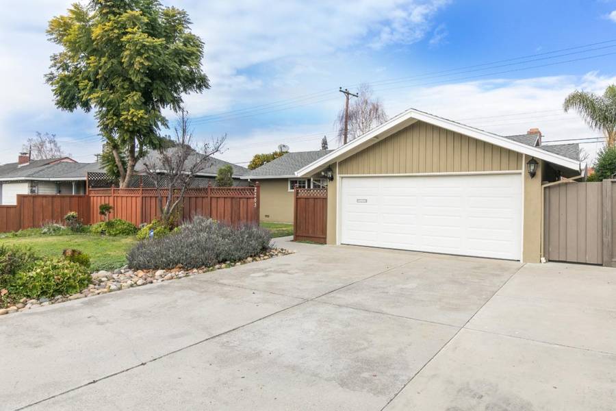 2203 Pruneridge AVE, Santa Clara, CA 95050