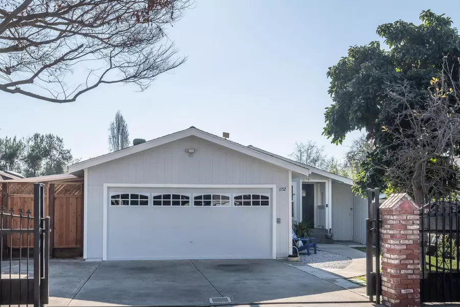 1152 Garden ST, East Palo Alto, CA 94303