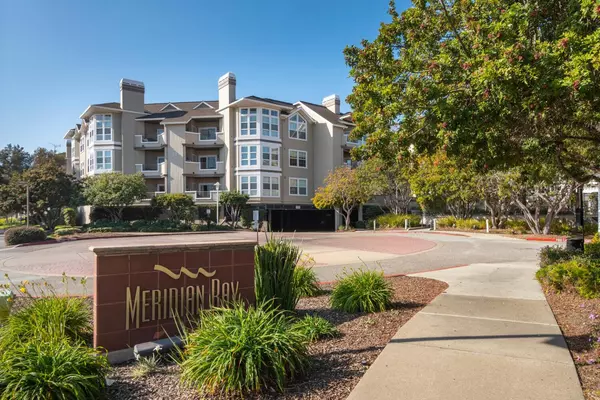 Foster City, CA 94404,860 Meridian Bay LN 233