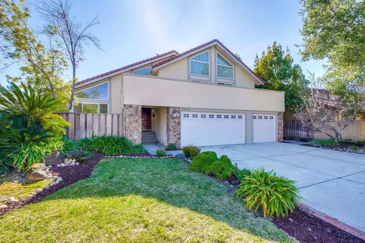 Cupertino, CA 95014,20654 Acadia CT