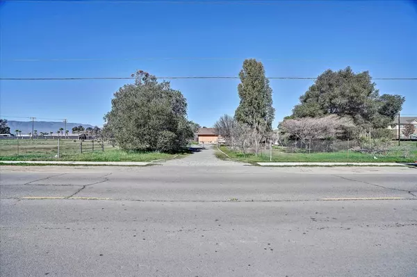 Greenfield, CA 93927,1294 Oak AVE