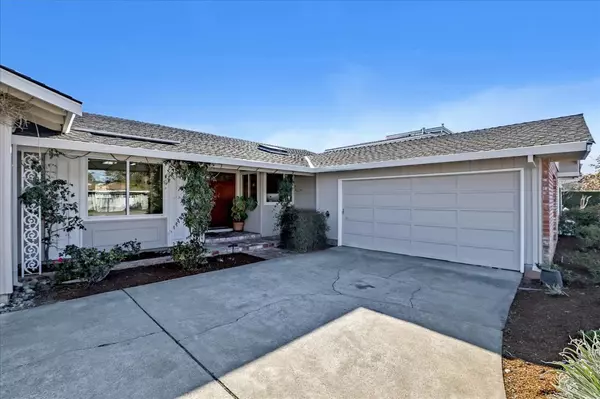 Mountain View, CA 94040,3427 Woodstock LN