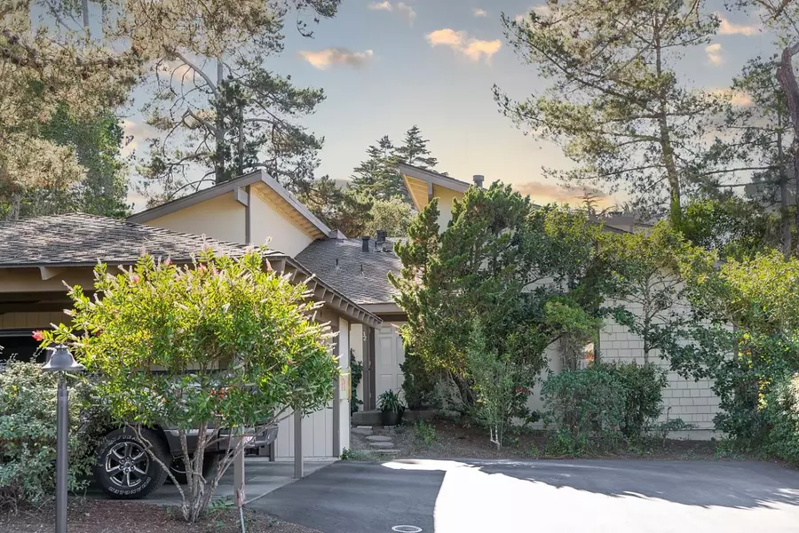 1360 Josselyn Canyon RD 32, Monterey, CA 93940