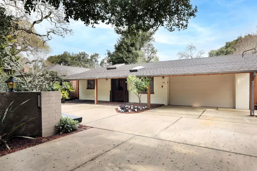 323 Bay RD, Menlo Park, CA 94025