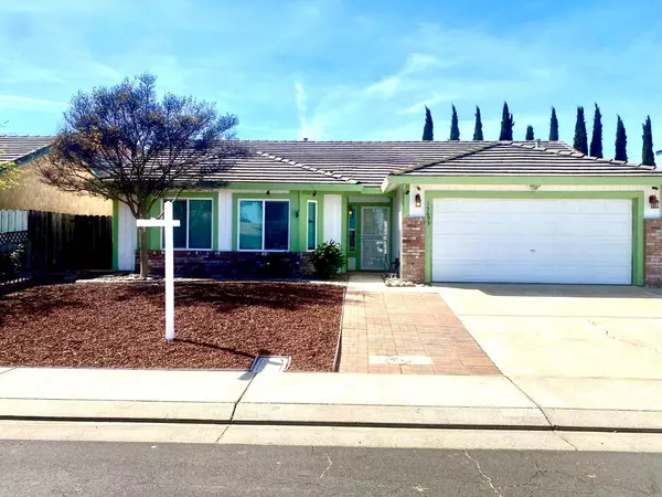 15693 Lisa LN, Lathrop, CA 95330