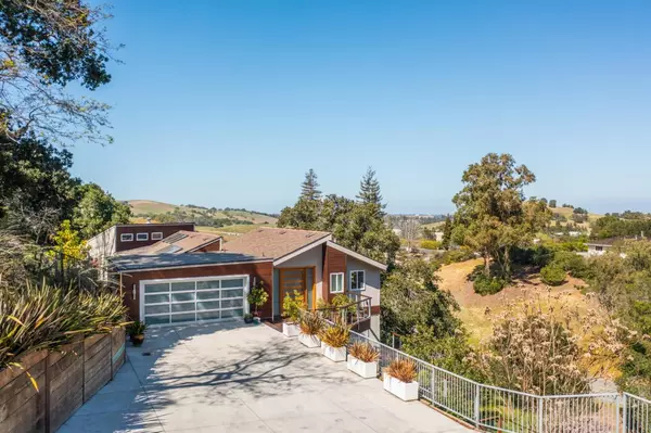 Los Altos Hills, CA 94022,13373 La Cresta DR