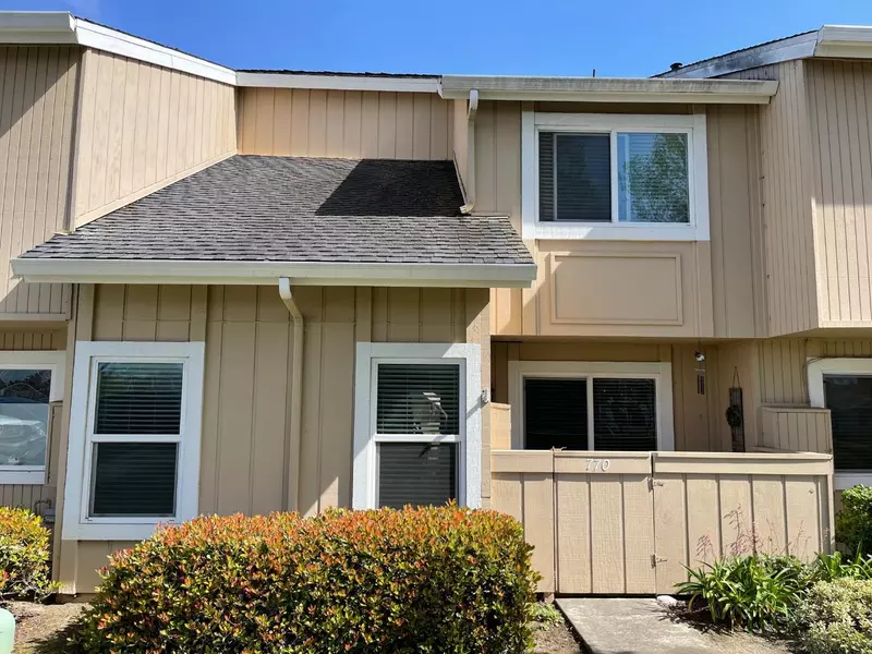 770 Santa Maria LN, Foster City, CA 94404