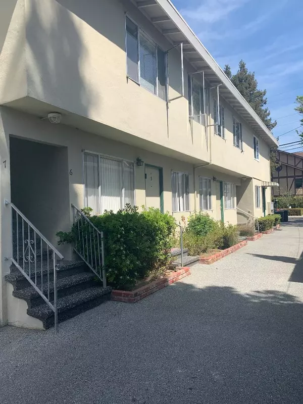 Burlingame, CA 94010,209 Anita RD