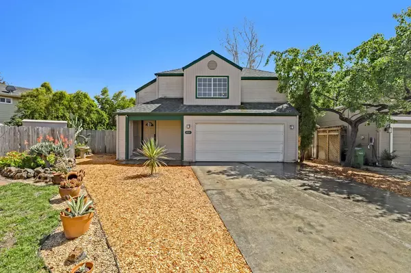 1622 Schooner CT, Santa Cruz, CA 95062