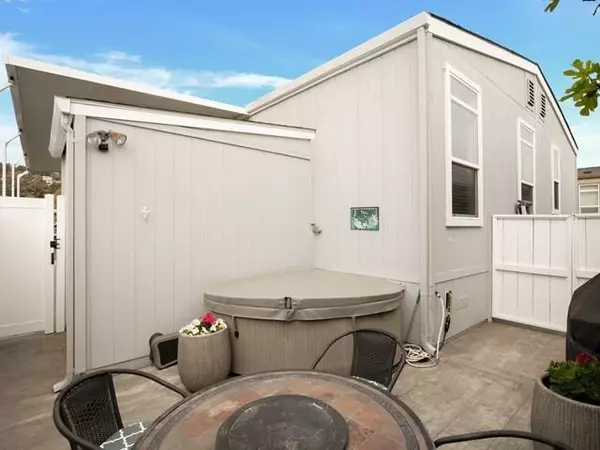 Aptos, CA 95003,52 Primrose 52